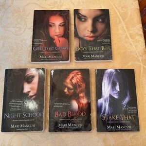 Mari Mancusi Book Collection of 5